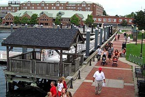 Newport Harbor Walk Perrotti Park