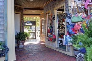 Newport Harbor Walk Tunnel to Ann St. Pier